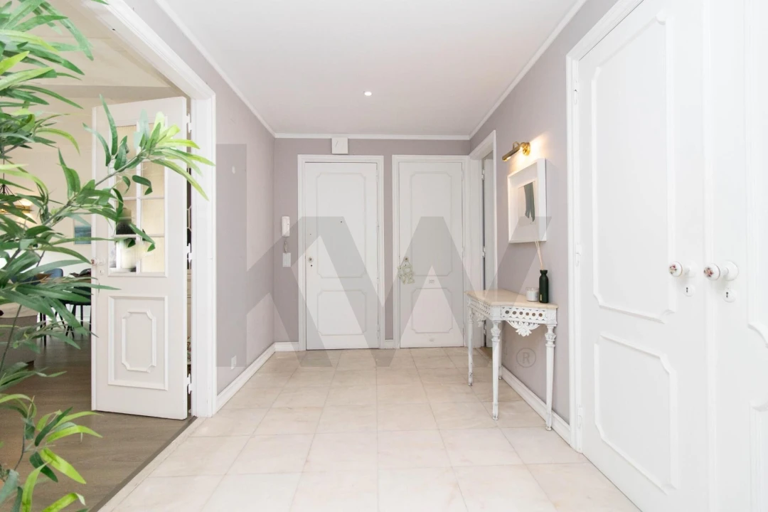 Apartamento T3 para Arrendamento em Lumiar Foto 23