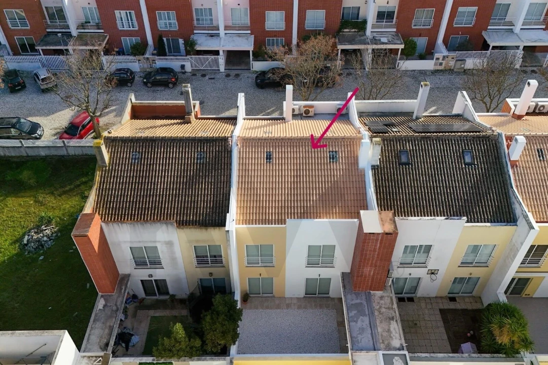 Moradia T4 para Venda em Pinhal Novo Foto 4