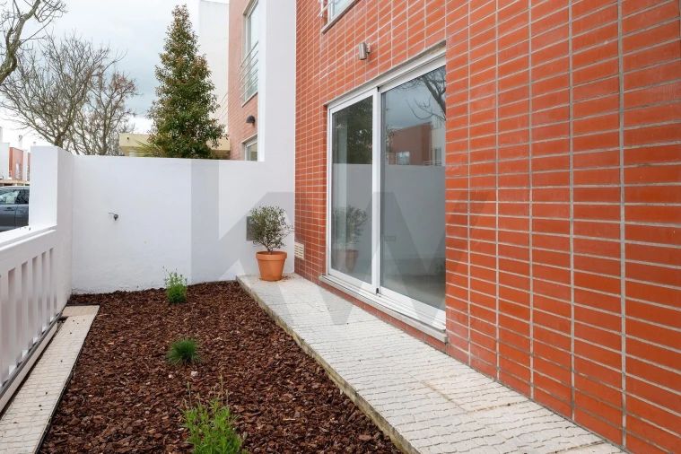 Moradia T4 para Venda em Pinhal Novo Foto 8