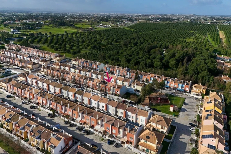 Moradia T4 para Venda em Pinhal Novo Foto 2