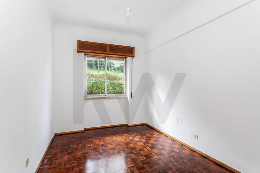 Apartamento T2 para Venda em Alfragide Foto 12