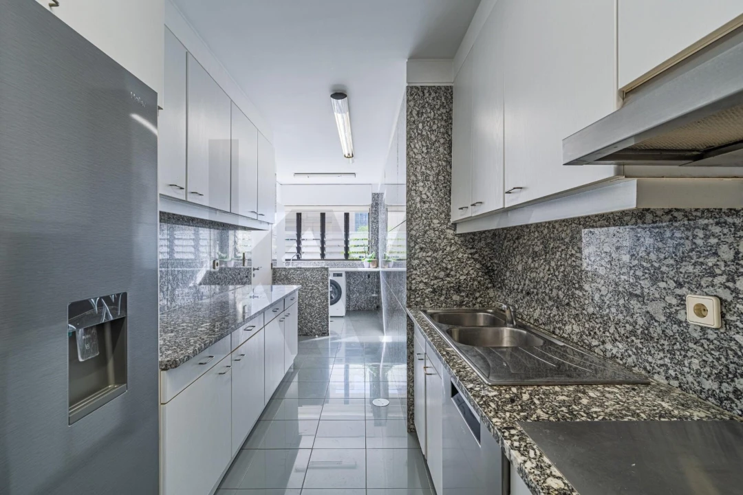 Apartamento T2 para Arrendamento em Aldoar, Foz do Douro e Nevogilde Foto 29