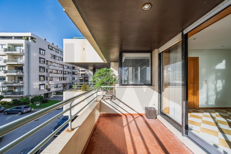 Apartamento T2 para Arrendamento em Aldoar, Foz do Douro e Nevogilde Foto 24