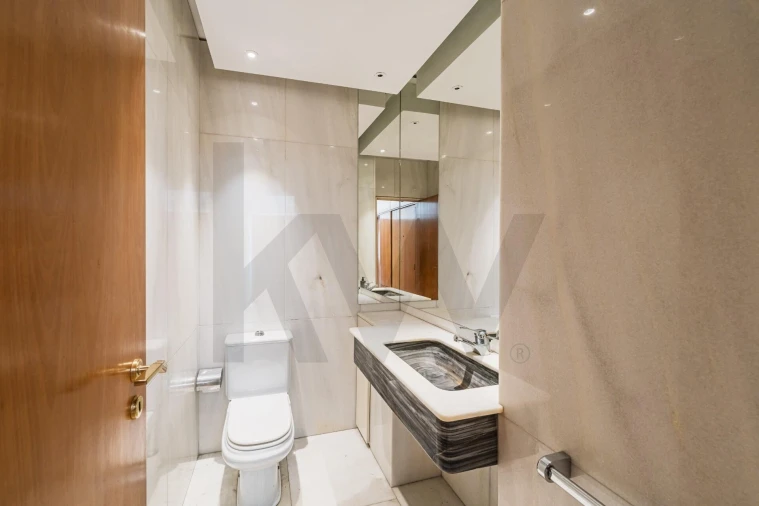 Apartamento T2 para Arrendamento em Aldoar, Foz do Douro e Nevogilde Foto 31