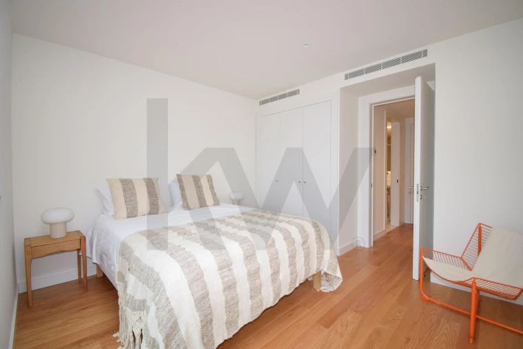 Apartamento T1 para Arrendamento em Avenidas Novas Foto 17