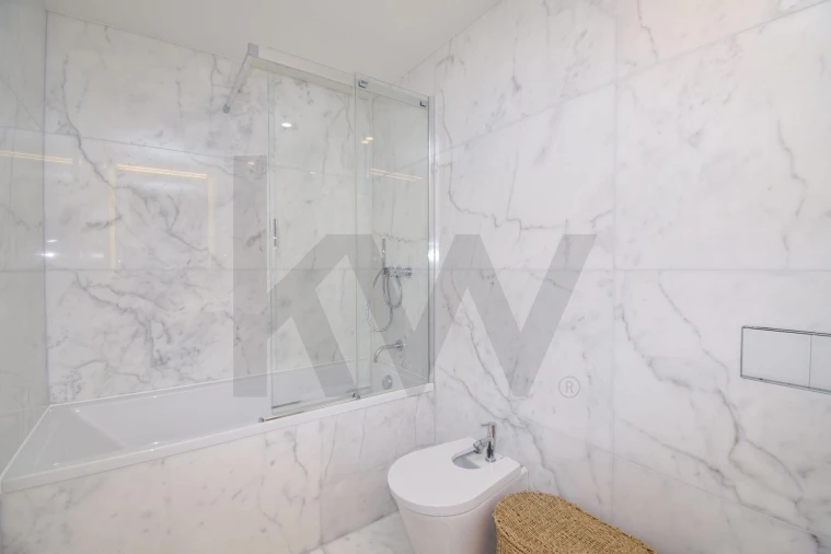 Apartamento T1 para Arrendamento em Avenidas Novas Foto 12