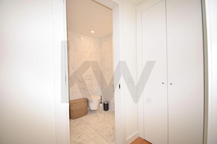 Apartamento T1 para Arrendamento em Avenidas Novas Foto 10