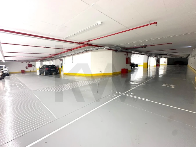 Apartamento T1 para Arrendamento em Avenidas Novas Foto 21