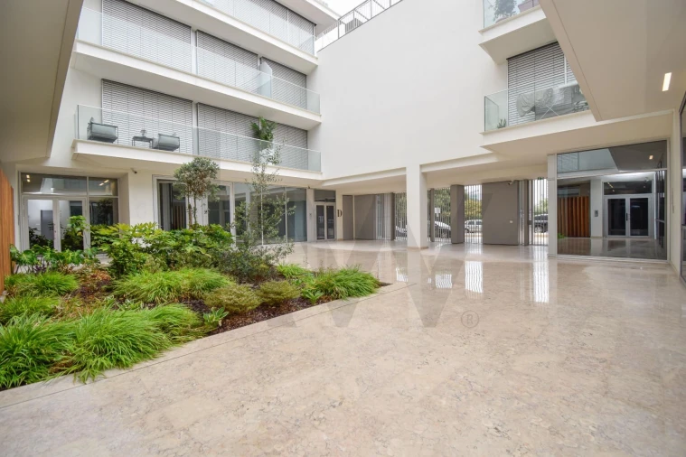 Apartamento T1 para Arrendamento em Avenidas Novas Foto 25