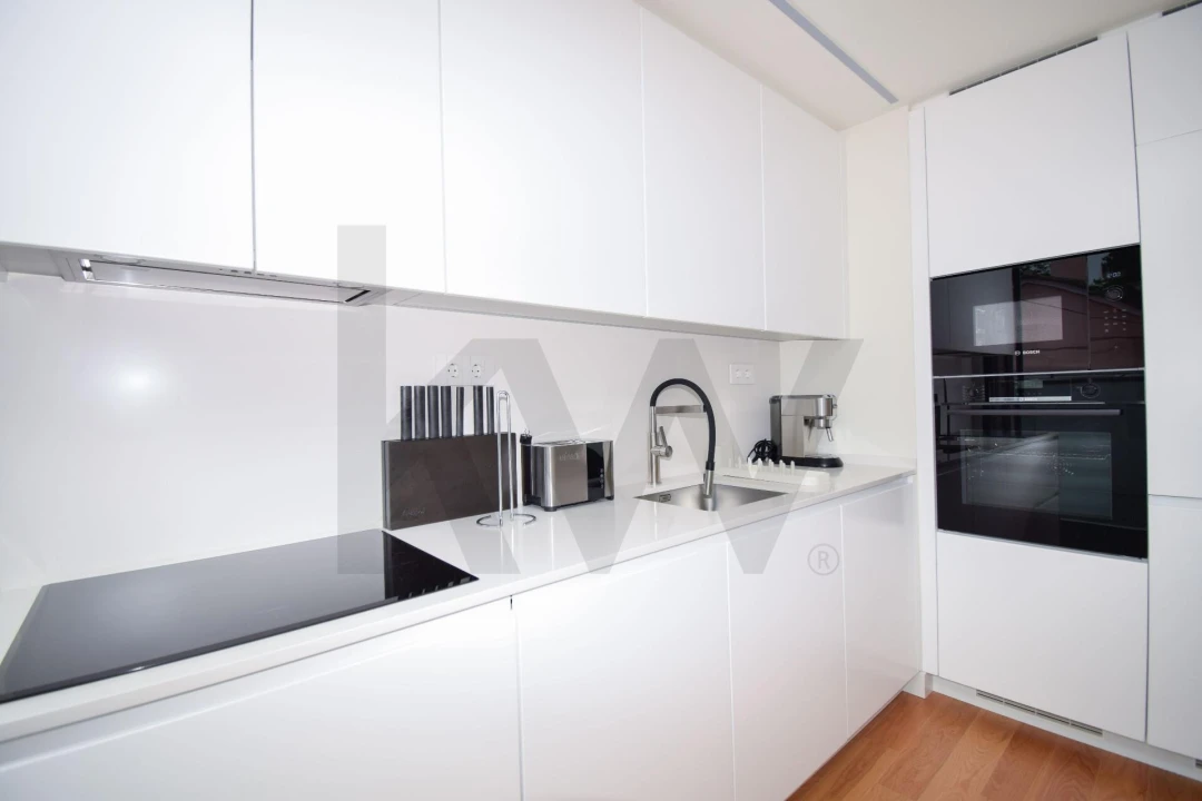 Apartamento T1 para Arrendamento em Avenidas Novas Foto 6