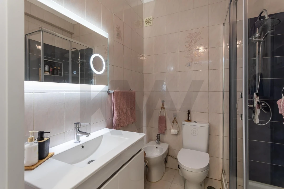 Apartamento T1 para Arrendamento em Alto do Seixalinho, Santo André e Verderena Foto 11