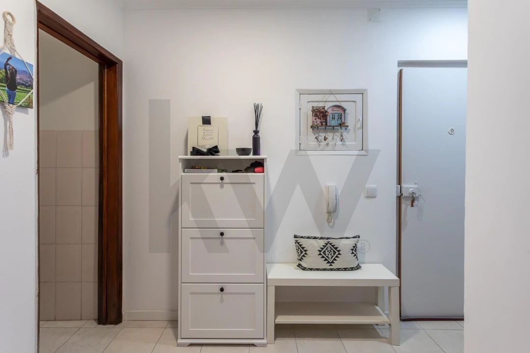 Apartamento T1 para Arrendamento em Alto do Seixalinho, Santo André e Verderena Foto 2