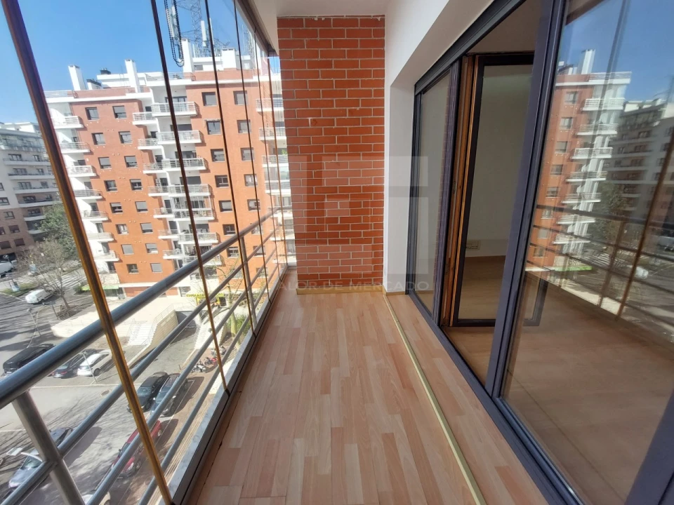 Apartamento T3 para Venda em Odivelas Foto 5