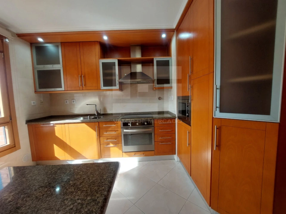 Apartamento T3 para Venda em Odivelas Foto 7
