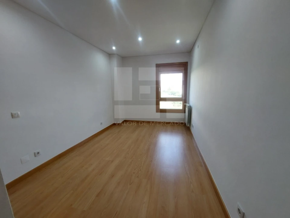 Apartamento T3 para Venda em Odivelas Foto 19