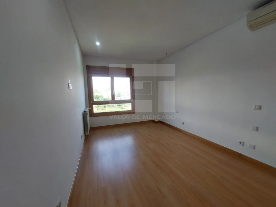 Apartamento T3 para Venda em Odivelas Foto 22