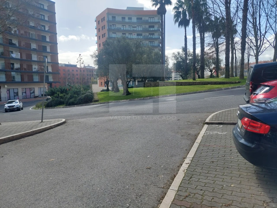 Apartamento T3 para Venda em Odivelas Foto 40