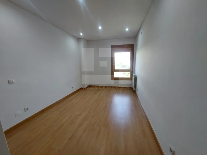 Apartamento T3 para Venda em Odivelas Foto 19