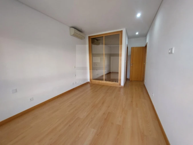 Apartamento T3 para Venda em Odivelas Foto 21