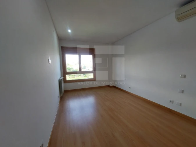 Apartamento T3 para Venda em Odivelas Foto 22
