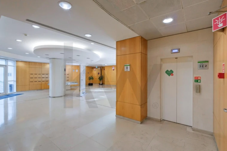 Escritório para Venda em Rio de Mouro Foto 17