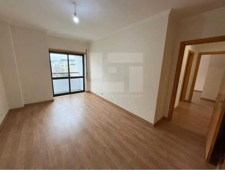 Apartamento T3 para Venda em Rio de Mouro Foto 11