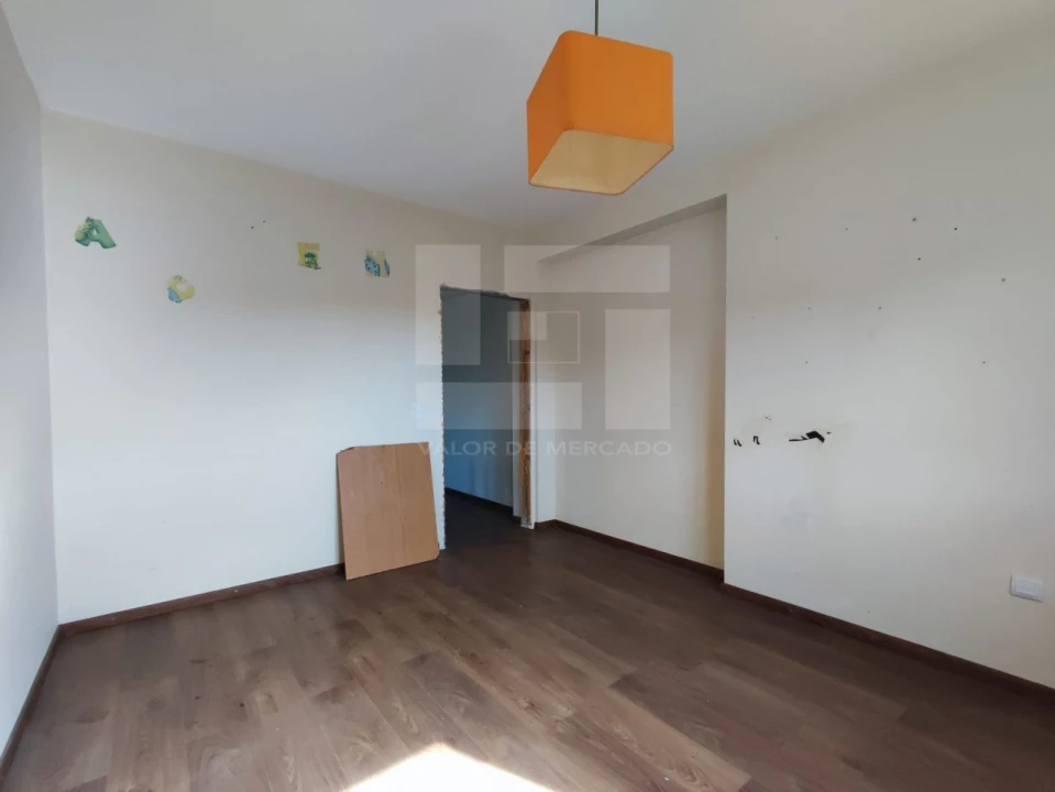 Moradia T4 para Venda em Castro Daire Foto 15