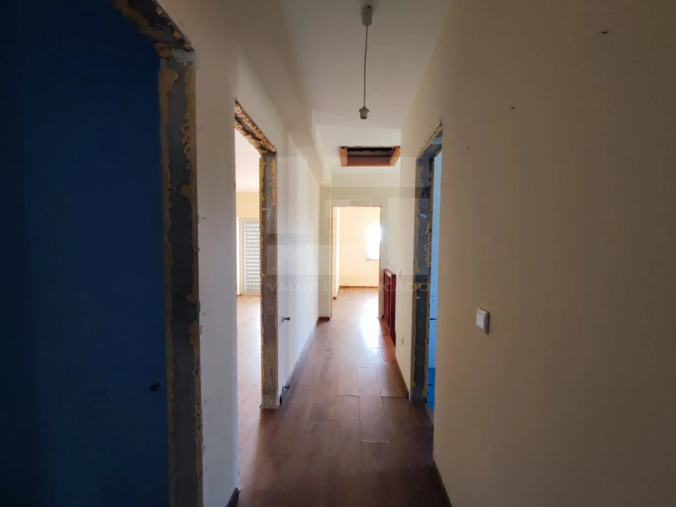 Moradia T4 para Venda em Castro Daire Foto 26