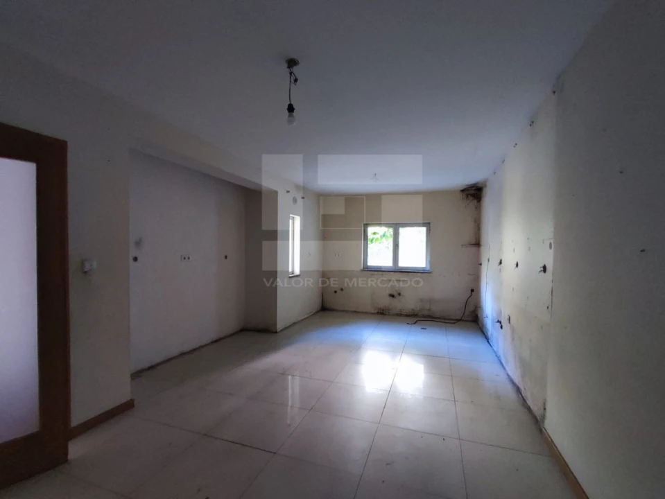 Moradia T4 para Venda em Castro Daire Foto 29