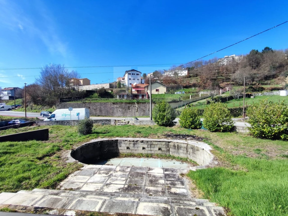 Moradia T4 para Venda em Castro Daire Foto 46