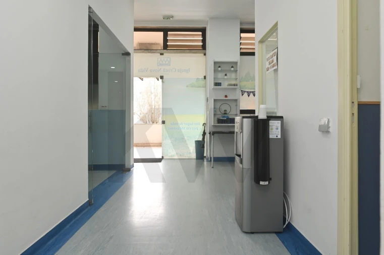 Loja para Venda em Massamá e Monte Abraão Foto 8