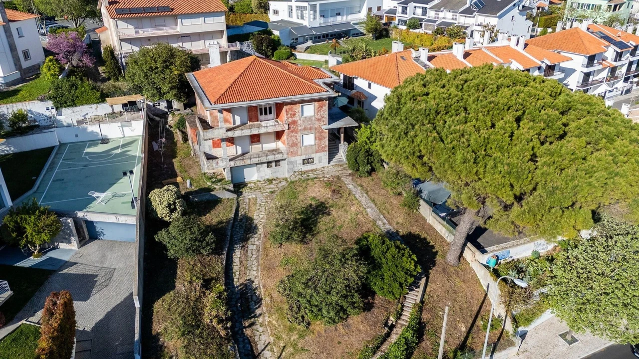 Moradia T5 para Venda em Oeiras e São Julião da Barra, Paço de Arcos e Caxias Foto 4