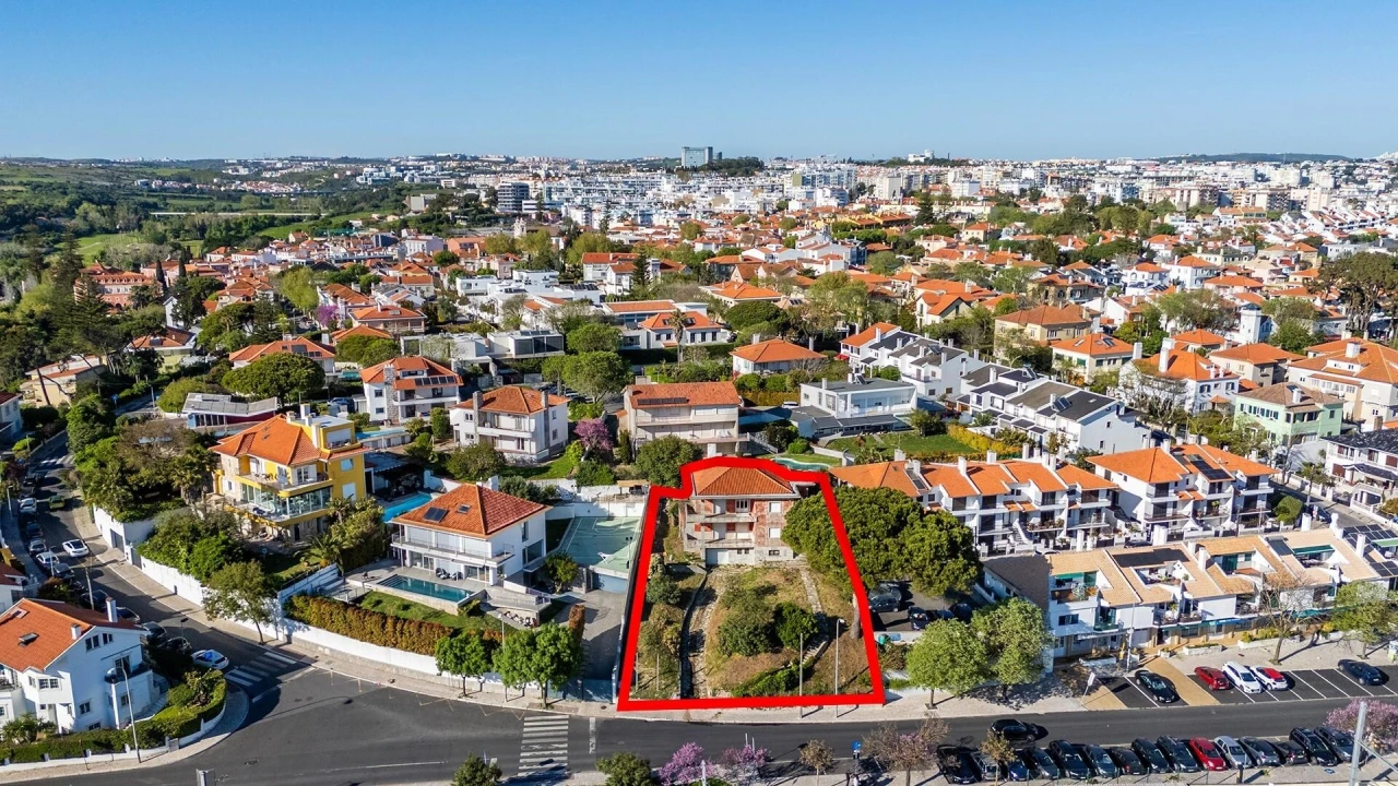Moradia T5 para Venda em Oeiras e São Julião da Barra, Paço de Arcos e Caxias Foto 2