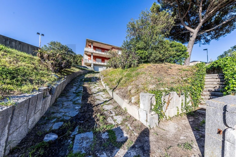 Moradia T5 para Venda em Oeiras e São Julião da Barra, Paço de Arcos e Caxias Foto 15