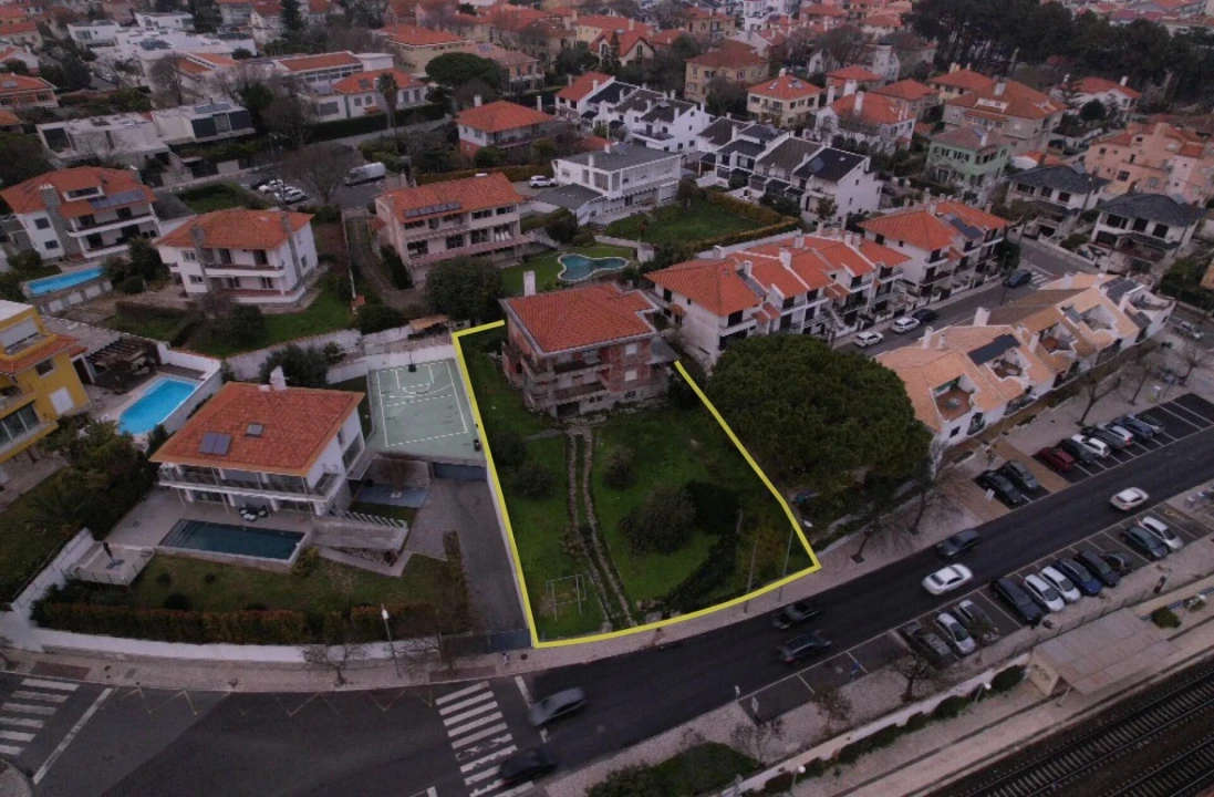 Moradia T5 para Venda em Oeiras e São Julião da Barra, Paço de Arcos e Caxias Foto 8