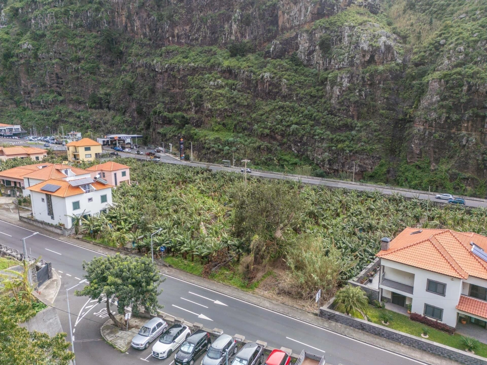 Terreno para Venda em Ribeira Brava Foto 10