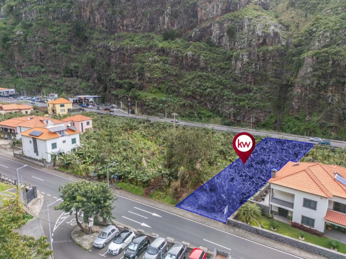 Terreno para Venda em Ribeira Brava Foto 12