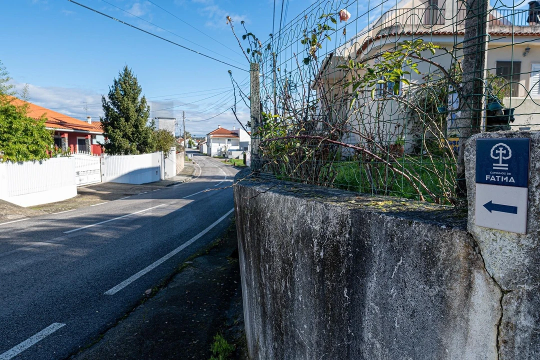 Moradia T5 para Venda em Arneiro das Milhariças Foto 30