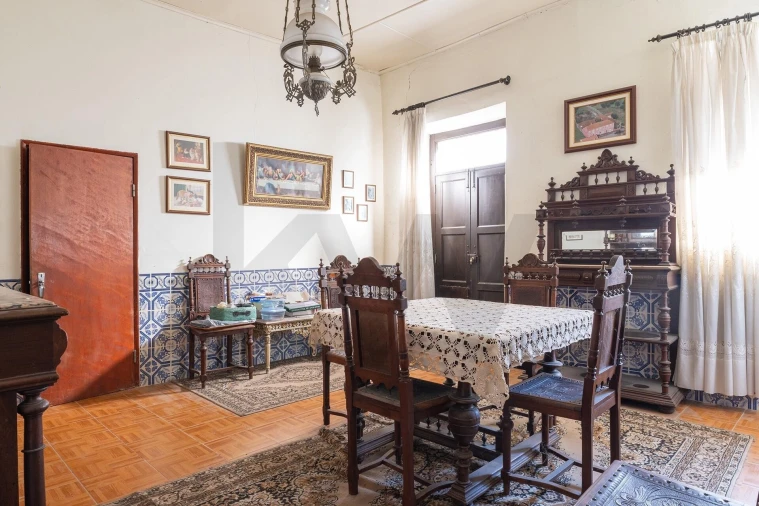 Moradia T5 para Venda em Arneiro das Milhariças Foto 16