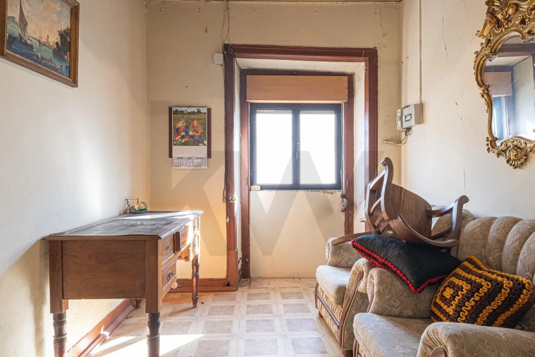 Moradia T5 para Venda em Arneiro das Milhariças Foto 15