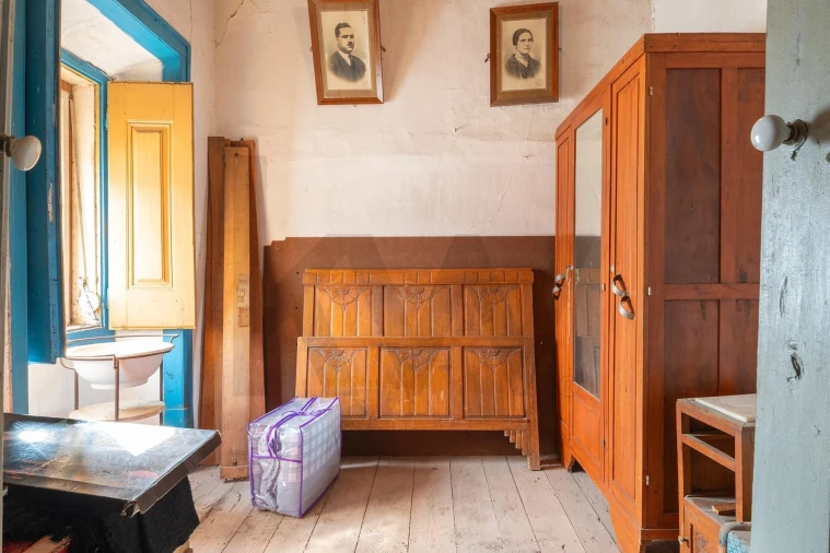 Moradia T5 para Venda em Arneiro das Milhariças Foto 23