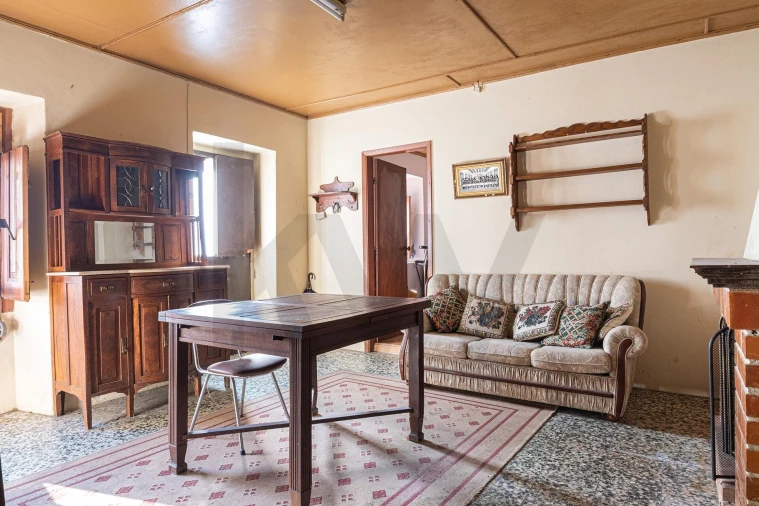 Moradia T5 para Venda em Arneiro das Milhariças Foto 20