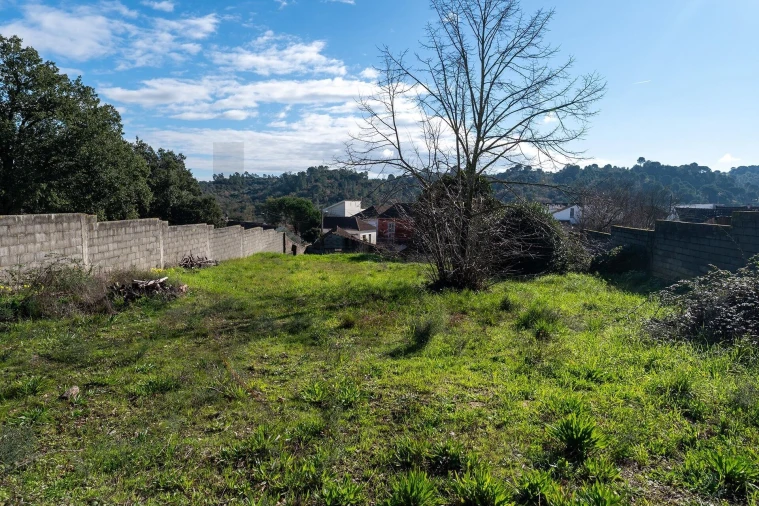 Moradia T5 para Venda em Arneiro das Milhariças Foto 37