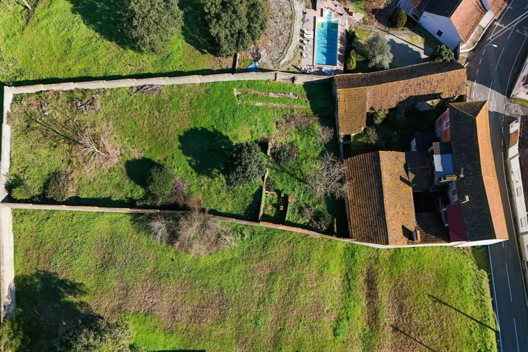 Moradia T5 para Venda em Arneiro das Milhariças Foto 36