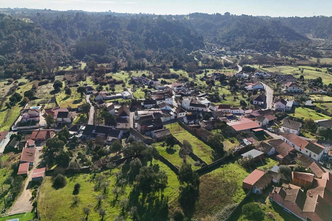 Moradia T5 para Venda em Arneiro das Milhariças Foto 41