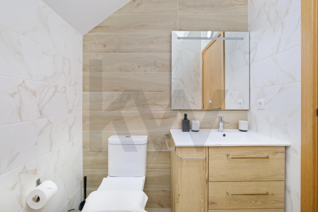 Moradia T2 para Venda em Mafamude e Vilar do Paraíso Foto 13