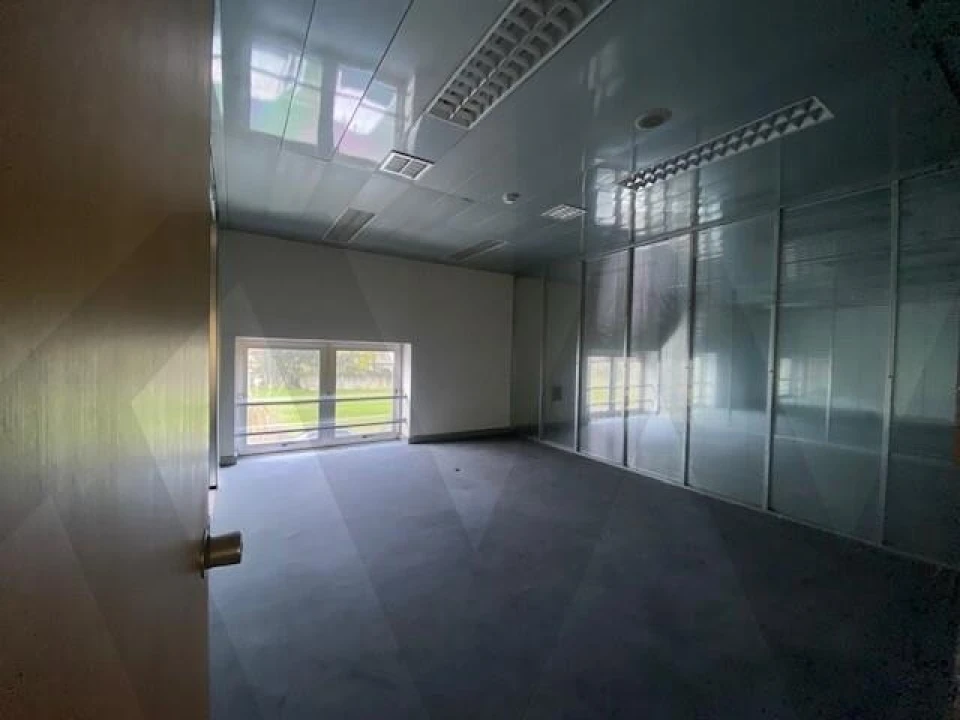 Armazém para Arrendamento em Matosinhos e Leça da Palmeira Foto 22