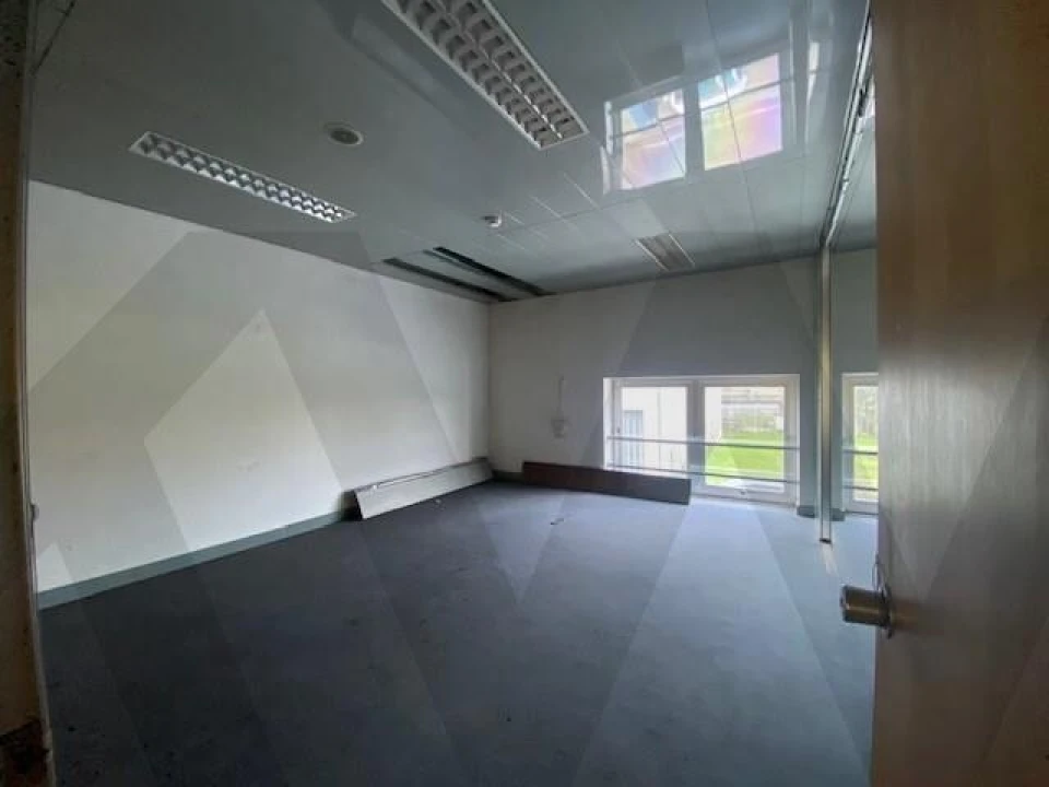 Armazém para Arrendamento em Matosinhos e Leça da Palmeira Foto 23