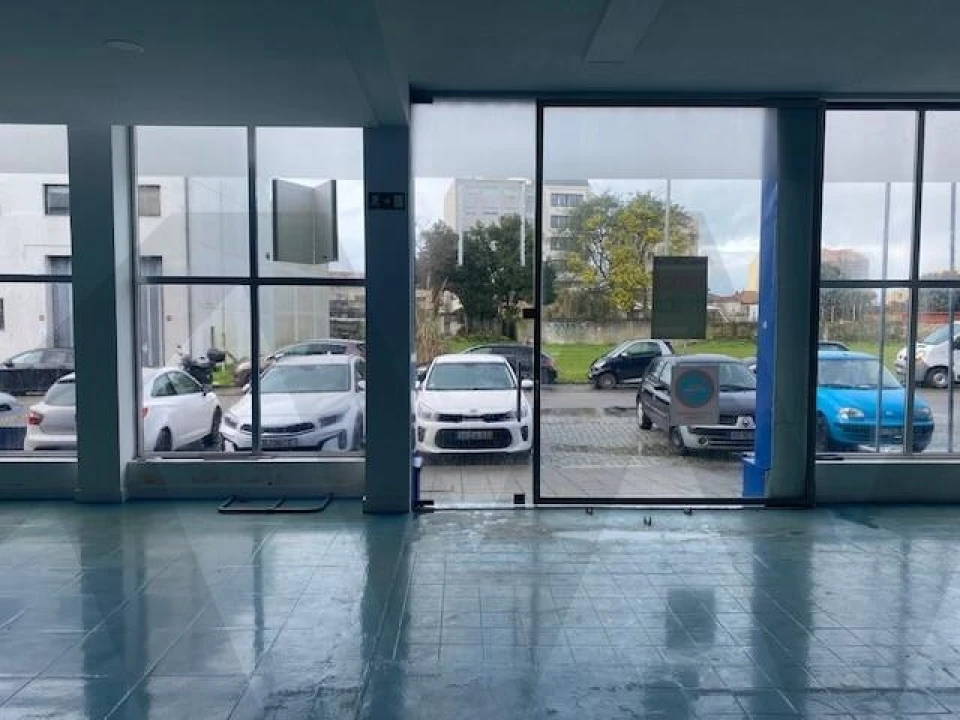 Armazém para Arrendamento em Matosinhos e Leça da Palmeira Foto 6