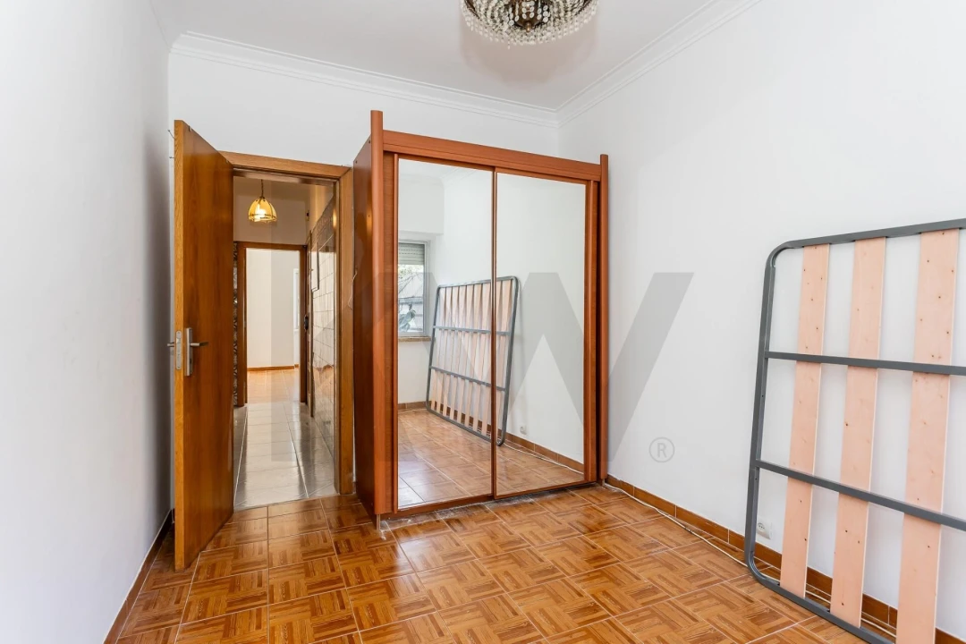 Apartamento T2 para Venda em Queluz e Belas Foto 11